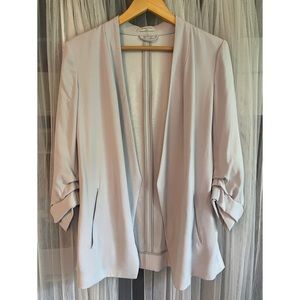Aritzia Babaton Power Blazer, light grey (10)